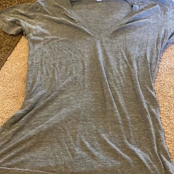 Tops - 20/25/25 grey tee M